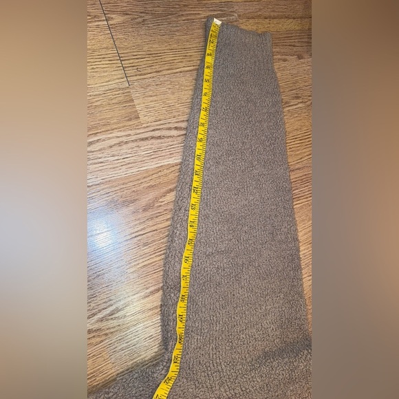 SKIMS KIM KARDASHIAN Women’s Brown Pullover Long Sleeve Sweater - Picture 15 of 16